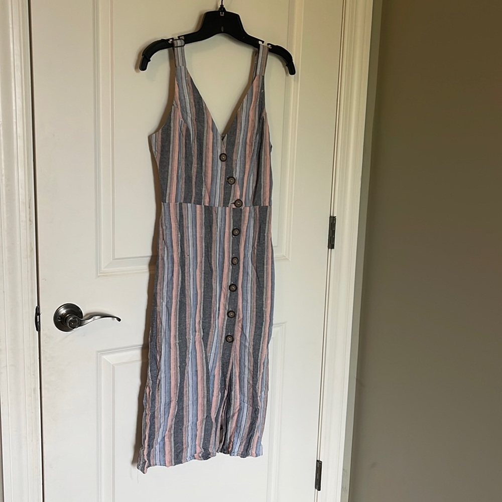 Linen and rayon blend striped dress with pockets EUC